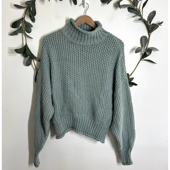 H&M Green Mock Neck Sweater - Picture 1 of 5